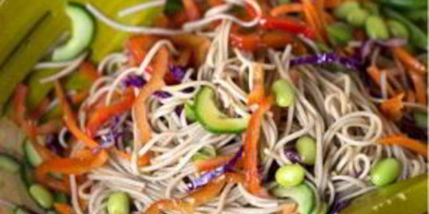 гречневая лапша с овощами