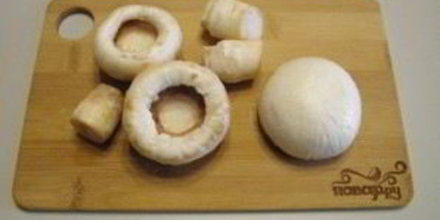 фаршированные шампиньоны в духовке с сыром