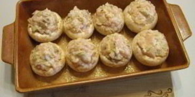 фаршированные шампиньоны в духовке с сыром