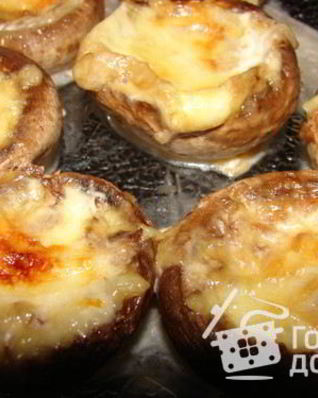 Грибные шляпки фаршированые