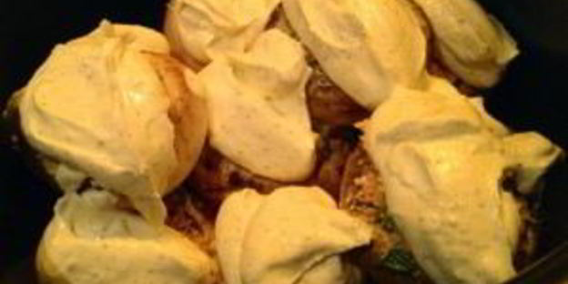 грибы, фаршированные ветчиной и сыром