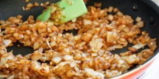 грибы под сливочным соусом