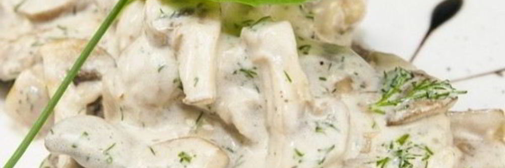 Грибы в сливочном соусе