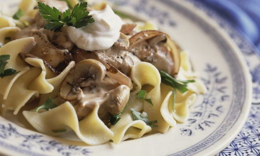 Рецепт грибов в сметанном соусе