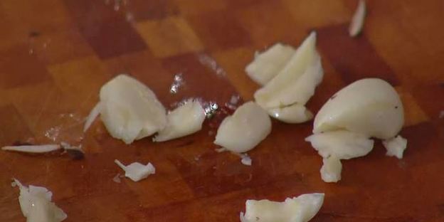 грибы, запеченные в красном вине