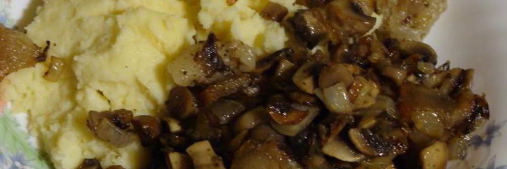 Грибы жареные с луком на сале