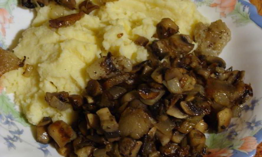 Рецепт грибов жареных с луком на сале