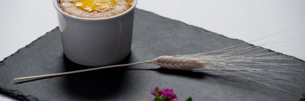 Лесные грибы, запеченные в сливках