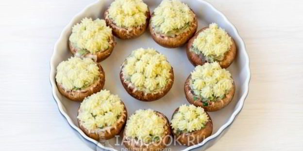 постные фаршированные шампиньоны