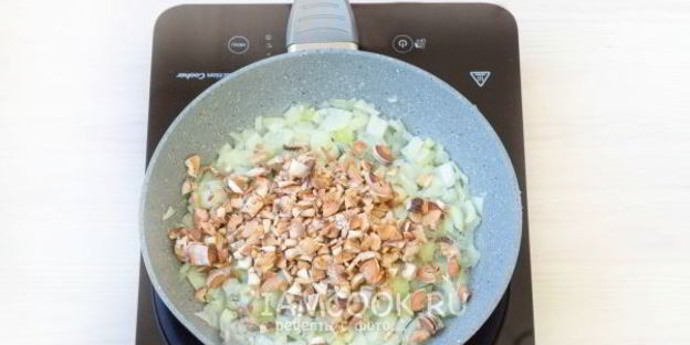 постные фаршированные шампиньоны