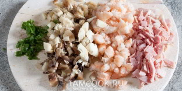 шампиньоны, фаршированные креветками