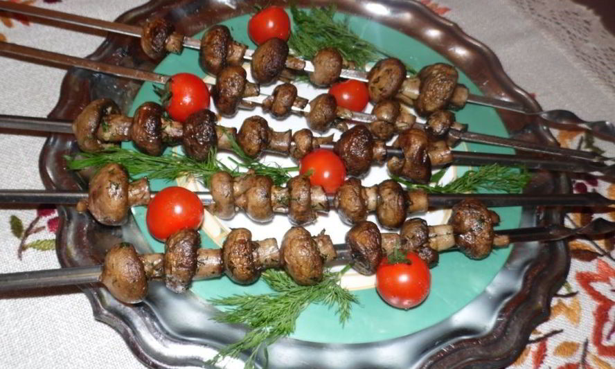 Рецепт шампиньонов на шампурах