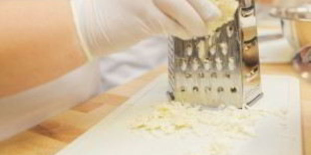 шампиньоны с сулугуни