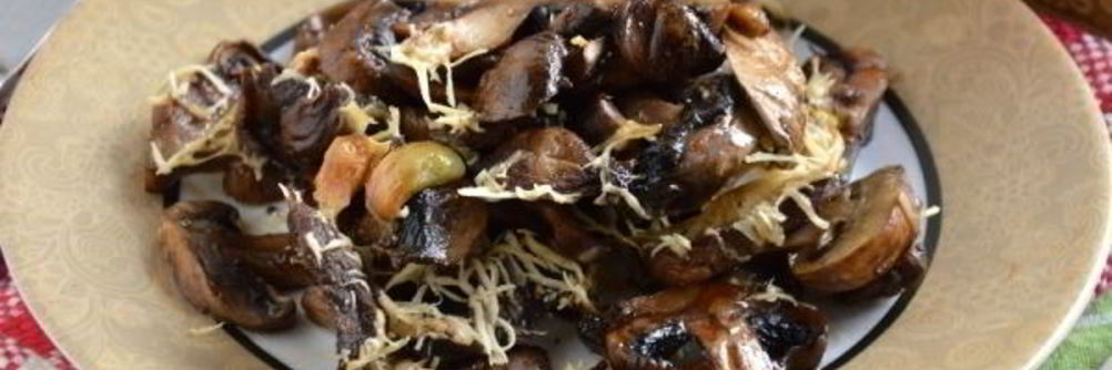 Шампиньоны, запеченные с сыром и чесноком