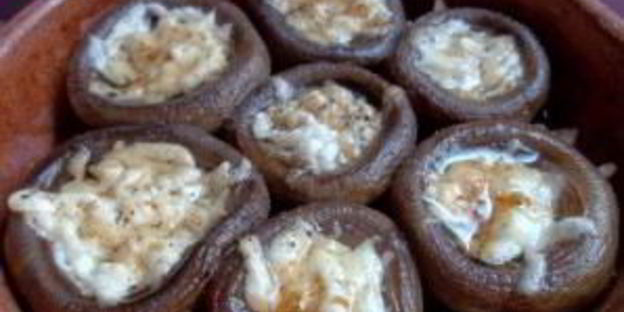 шампиньоны, запеченные с сыром в духовке