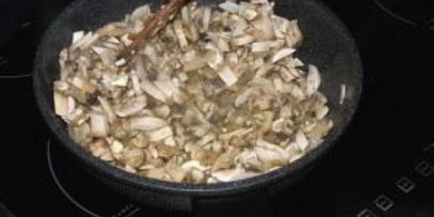 шампиньоны жареные