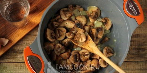 тушеные шампиньоны