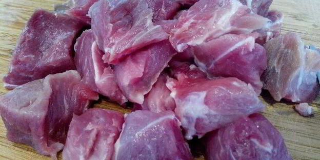 гуляш из говядины в мультиварке