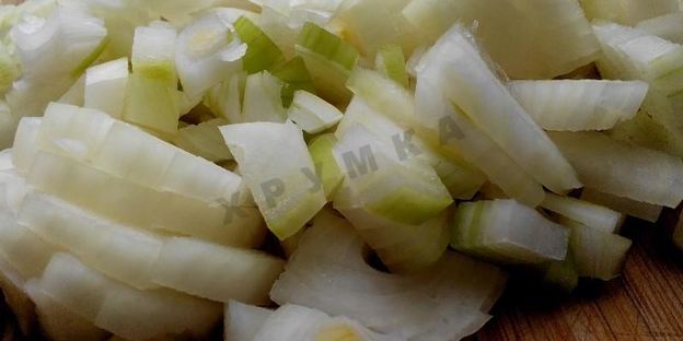 гуляш из говядины в мультиварке