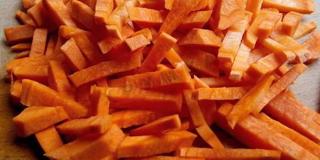 гуляш из говядины в мультиварке