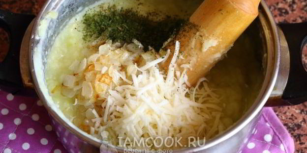 картофельно-кабачковое пюре с сыром