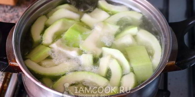 картофельно-кабачковое пюре с сыром