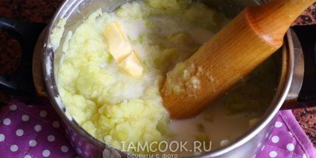 картофельно-кабачковое пюре с сыром