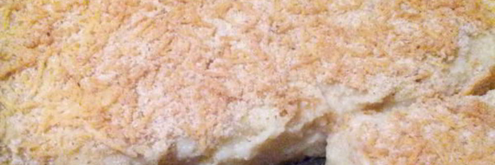 Картофельное пюре с чесноком и сыром в духовке