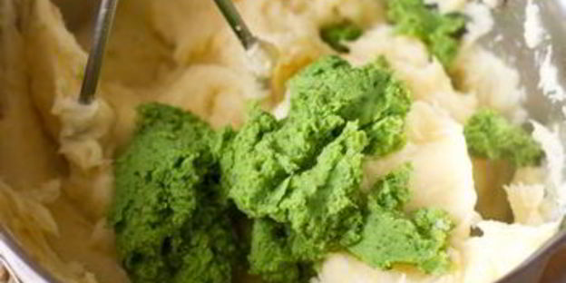 картофельное пюре с горошком и мятой