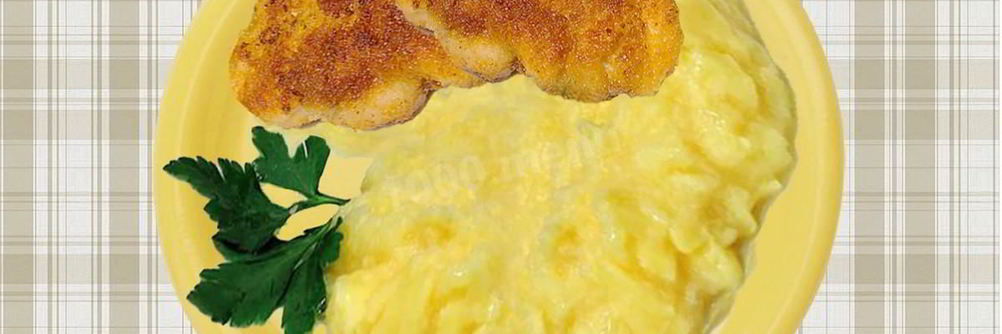 Картофельное пюре с твердым сыром и чесноком