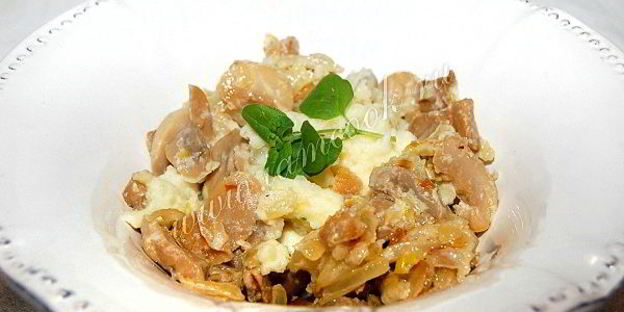 картофельное пюре с жареными шампиньонами