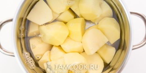 картофельное пюре со шпинатом и чесноком