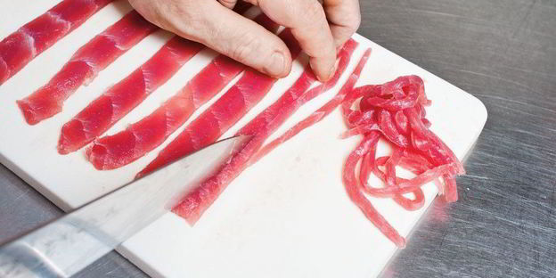 холодная лапша с тунцом