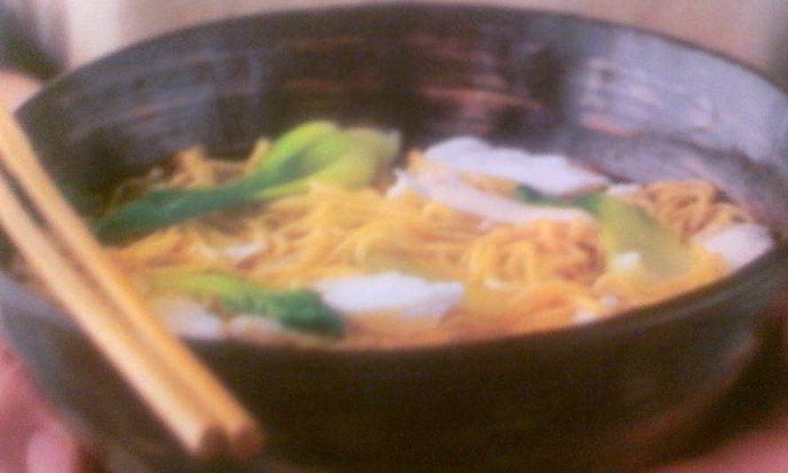 Рецепт китайской лапши с курицей и рыбой cross the bridge noodles