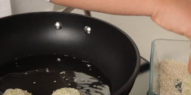 фалафель с кунжутом