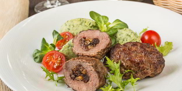 котлеты из говядины с черносливом и орехами