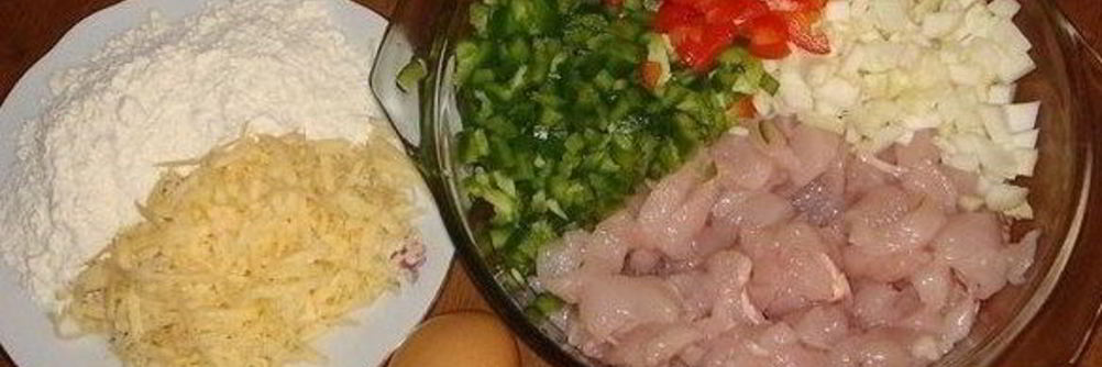 Котлеты из куриного мяса с овощами и сыром