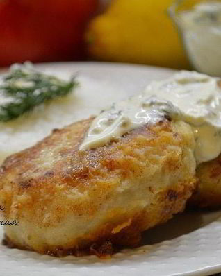 Котлеты из щуки с соусом