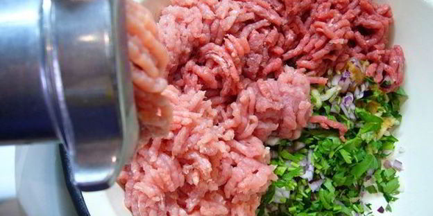 котлеты по-гречески кефтедес