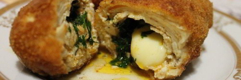 Котлеты по-киевски с сыром и маслом