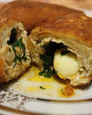 Котлеты по-киевски с сыром и маслом