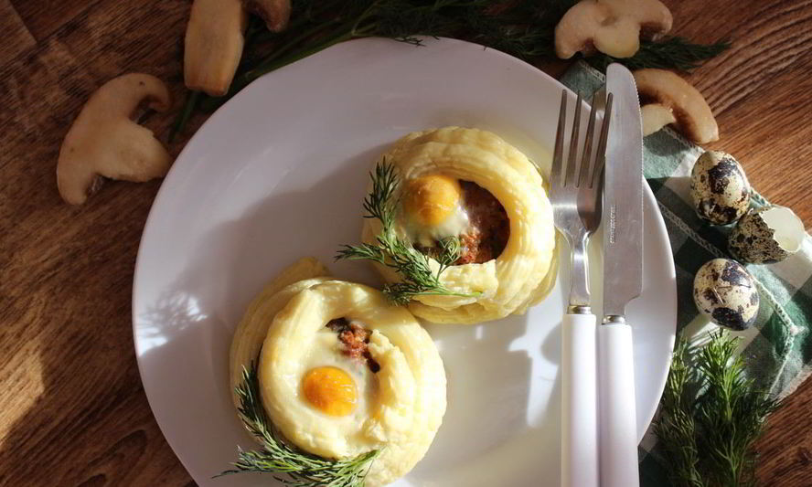 Рецепт котлет в картофельных гнездах