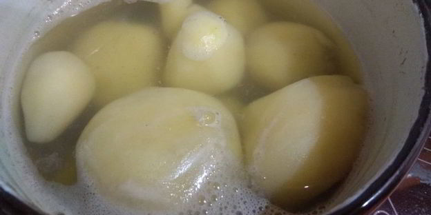 котлеты в картофельных гнездах