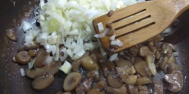 котлеты в картофельных гнездах