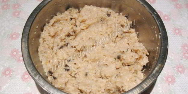 куриные котлеты с грибами и квашеной капустой