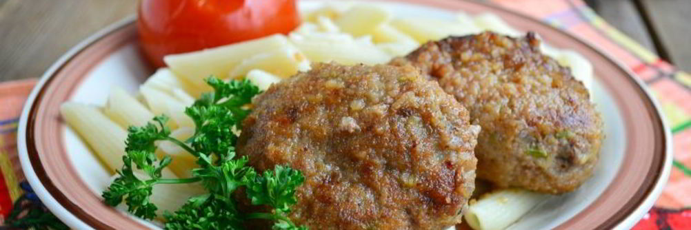 Мясные котлеты с кабачком и грибами