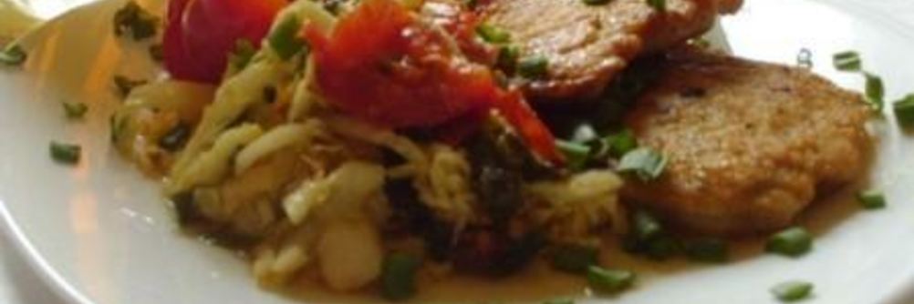 Рубленые котлеты с овощным гарниром