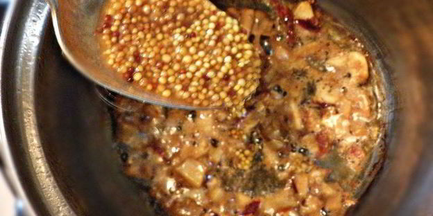 щучьи котлеты под соусом из белых грибов