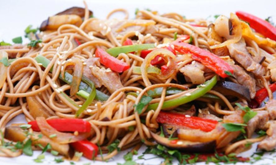 Рецепт лапши гречневой с овощами