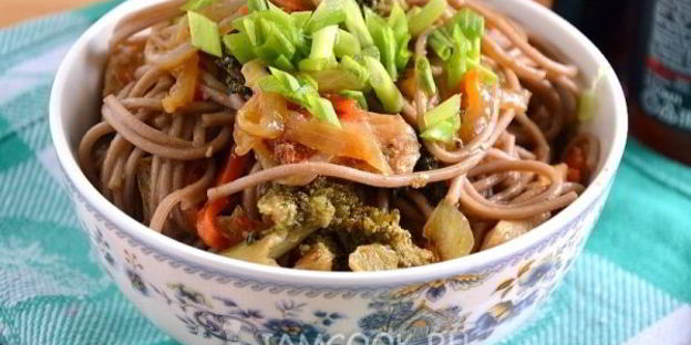 лапша вок с курицей